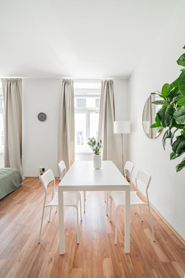 Central Appartment Vienna Exterior photo